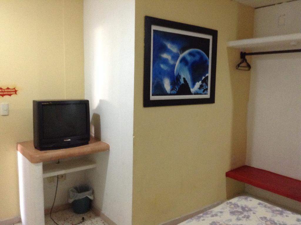 Hotel Arturo'S Zihuatanejo Extérieur photo