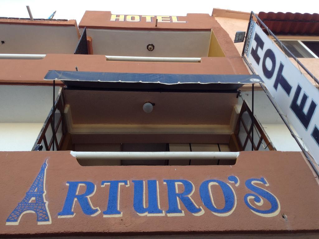 Hotel Arturo'S Zihuatanejo Extérieur photo